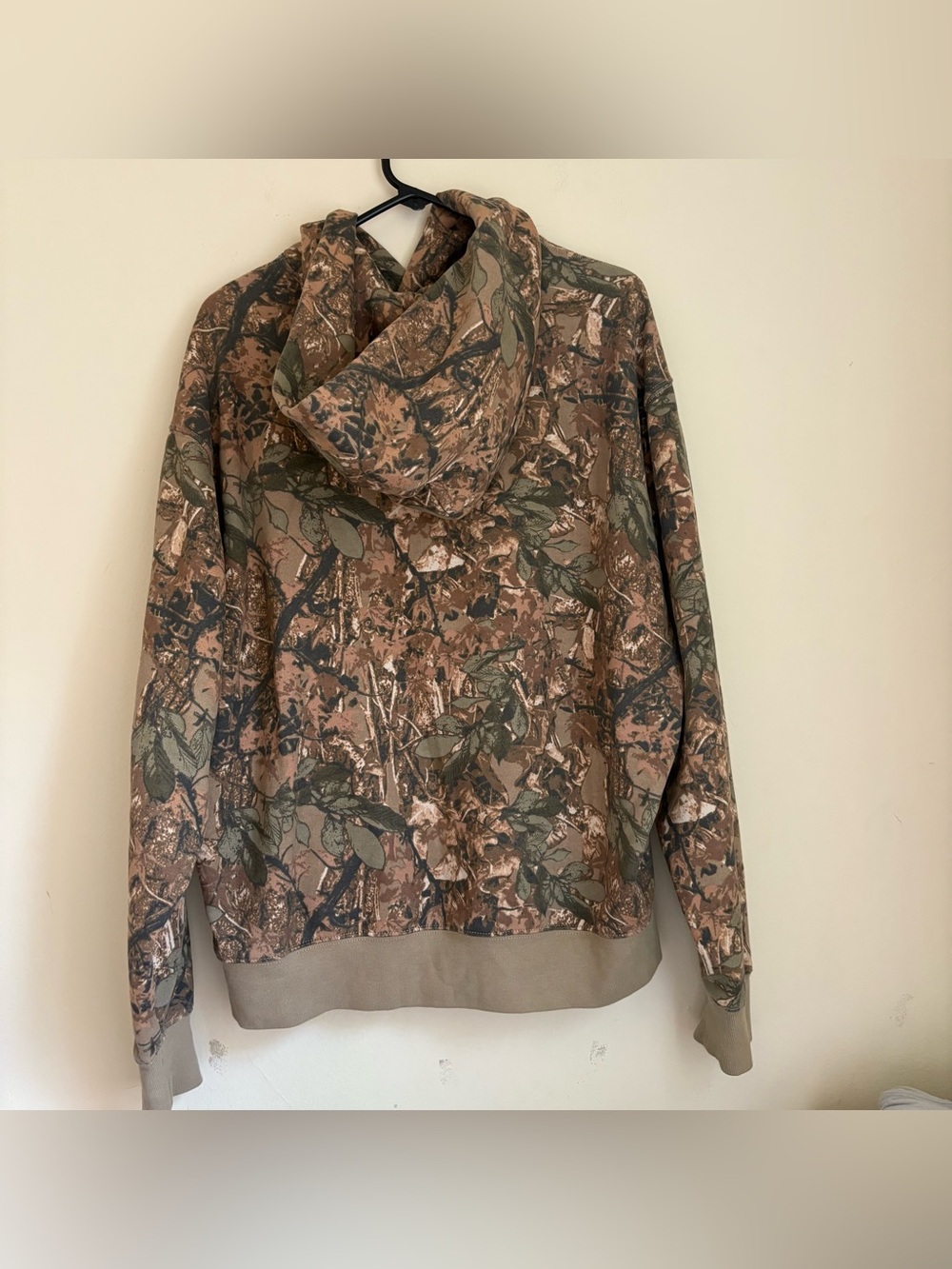 American Eagle Laidback Luxe Heavyweight Hoodie Size Medium - Picture 2 of 5